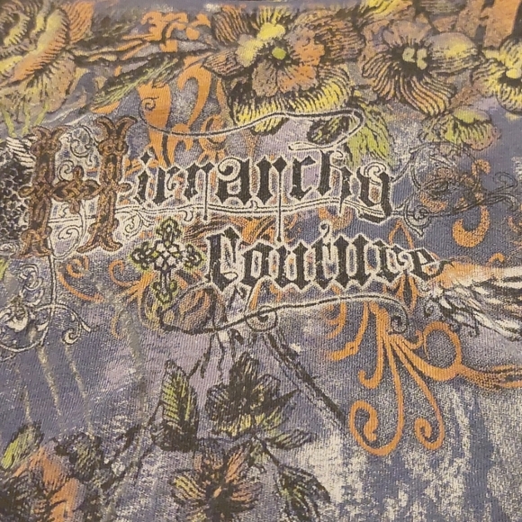 Vintage T-shirt with Tattoo-style Artwork - Picture 12 of 14